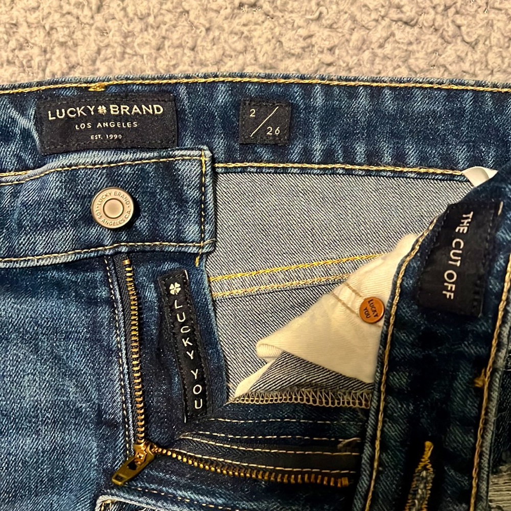 Lucky Brand jean shorts - Picture 2 of 3